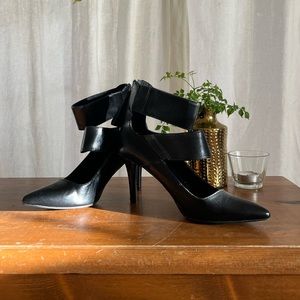 Nine West Size 7 Black Leather Stilettos with Chunky Ankle Straps